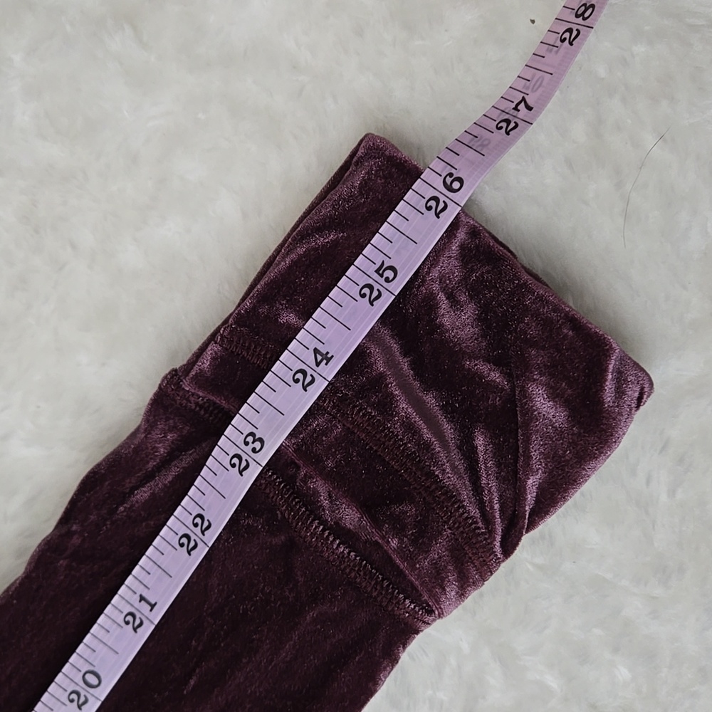 Lululemon Purple Velvet Full Zip Jacket, Womens 8 - Picture 8 of 12